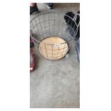 WIRE BASKET