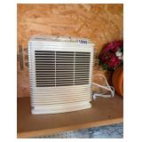 HOLMES AIR PURIFIER