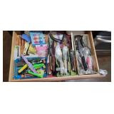 DRAWER FULL OF UTENCILS