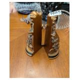 BOOKENDS