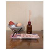 DECOR, DIFFUSER, FLOOR PROTECTORS