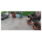 APPROX. 7 POTS