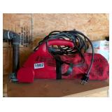 BISSELL SMALL SPACES (STAIRS CARS, CLOSETS) VACUUM