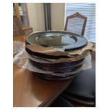 LOT OF DINNER PLATES