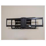 SWIVEL WALL MOUNT WITH LEVEL *BRNG TOOLS TO REMOVE