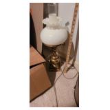 VINTAGE HURRICANE TABLE LAMP