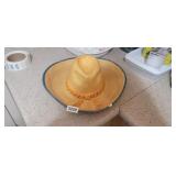 COWBOY HAT SERVING DISH *HAS CHIPS