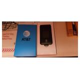 AT&T FLIP PHONE *NEW