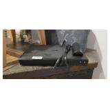 SAMSUNG BLU-RAY PLAYER WITH REMOTE