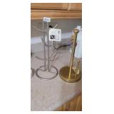 MUG TREE AND PAPER TOWEL HOLDER