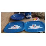 LOT OF SPECKLED METAL TRAYS, BOWLS MUG