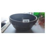 9" STONEWARE BOWL