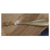 14" SHOEHORN WITH HORSEHEAD DECORATION