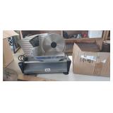 WARING PRO FOOD SLICER WITH ACCESSORIES