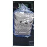 BELLA RUSSO ROLLING CARRYON SUITCASE, NEW