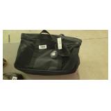 NO BOUNDARIES MESH ZIP TOTE *NEW