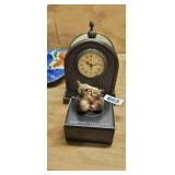 KISSING MICE AND MANTLE CLOCK