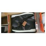 LEVI SHOES SIZE 9.5 *NEW