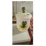 FROG COOKIE JAR WITH TOY HEART INSIDE