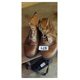 BROWN BOOTS SIZE 9