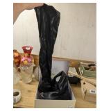 KNEE HIGH BOOTS SIZE 8