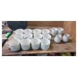 GIBSON MUG SET PLUS 2 CUPS AND 2 CREAMER