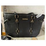 MONTANA WEST BAG *WORN HANDLES