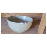 STONEWARE MIXING BOWL