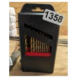 CASE OF DRILL BITS