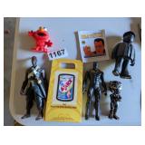 FIGURINES