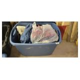 TOTE OF LINENS/ CLOTHES