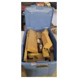 TOTE OF WOOD WITH LID