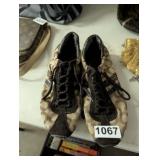 COACH SHOES SIZE 9M