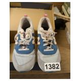 NEW BALANCE SHOES SIZE 5