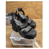 STEVE MADDEN SHOES SIZE 8