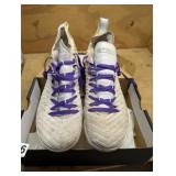 NIKE SHOES SIZE 7.5