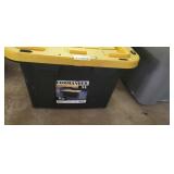COMMANDER TOTE WITH LID