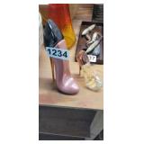 2 HIGH HEEL PERFUME BOTTLES