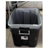 2 TOTES *NO LIDS