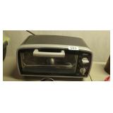 OSTER TOASTER OVEN