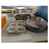 LOAF PANS, MUFFIN TIN, PIE PANS