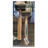 2 MALLETS