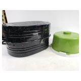 Large enamalware pots and cake container