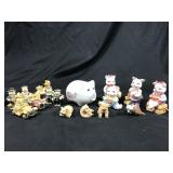 Small pig figurine lot
