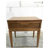 Basic-Witz MCM night stand