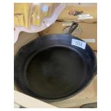 Cast-Iron Skillet 10 1/2 Inch Taiwan