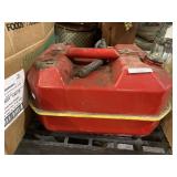 Metal Gas Can 2.5 Gallon
