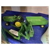 John Deere Tractor Wagon