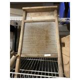 Metal Royal Globe Washboard
