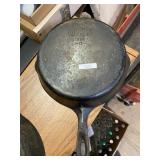 Wagner Ware Sydney 1058A Cast-Iron Skillet